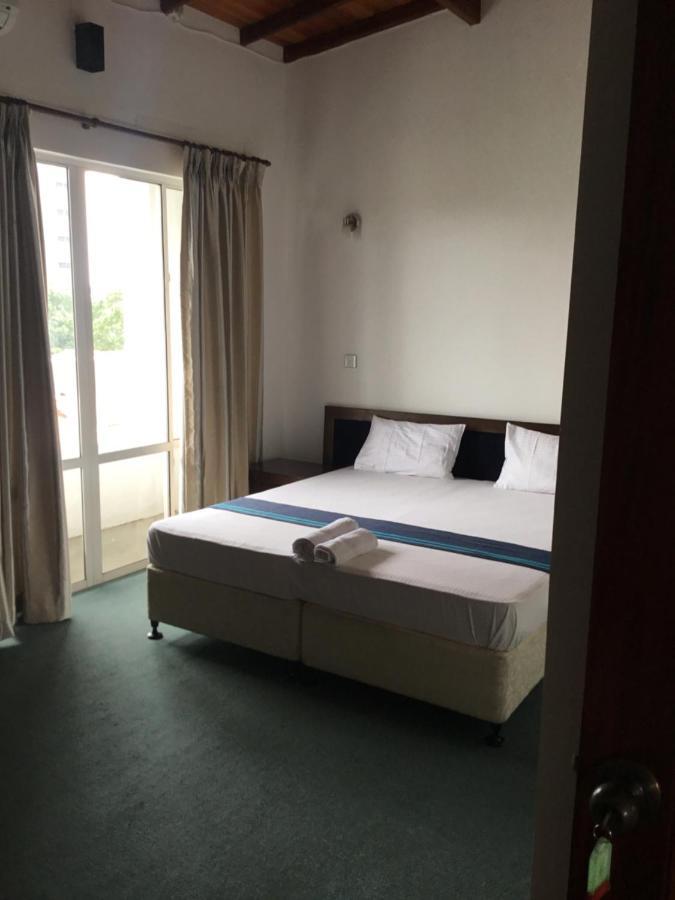 West Inn קולומבו מראה חיצוני תמונה
