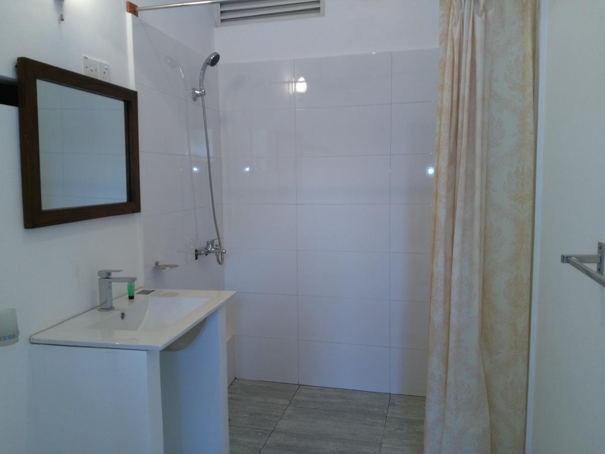 West Inn קולומבו מראה חיצוני תמונה