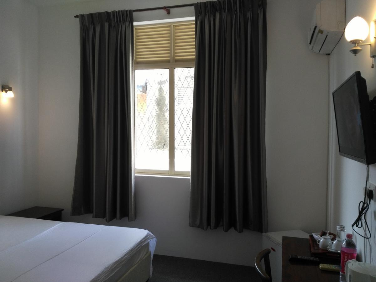 West Inn קולומבו מראה חיצוני תמונה